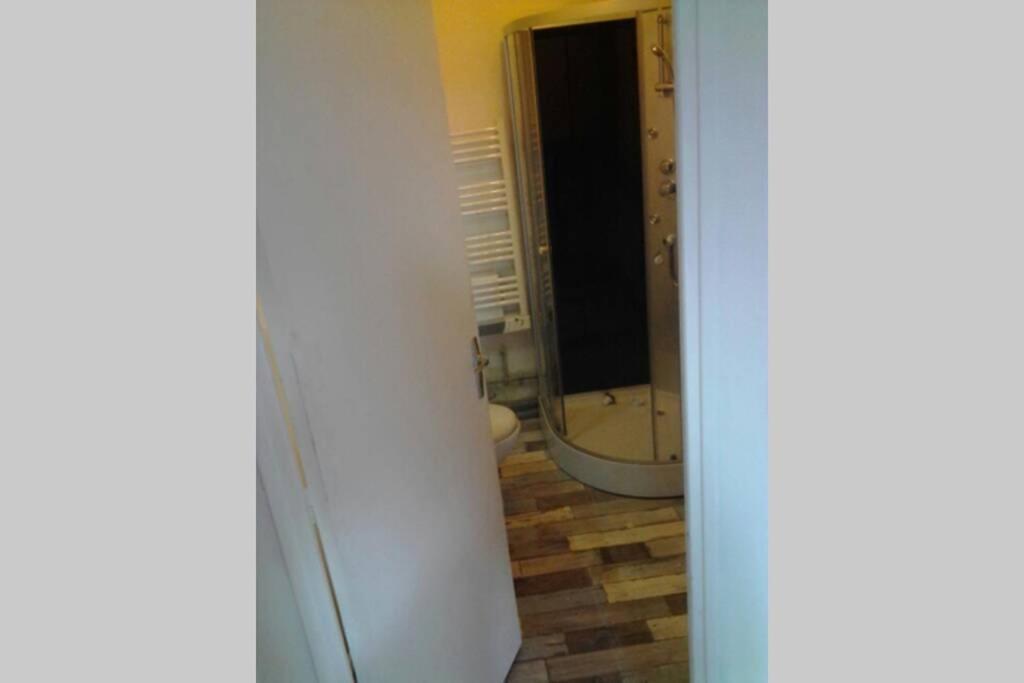 Elbeuf Etg1 Droite Sweet Home Netflix Wifi Exterior foto